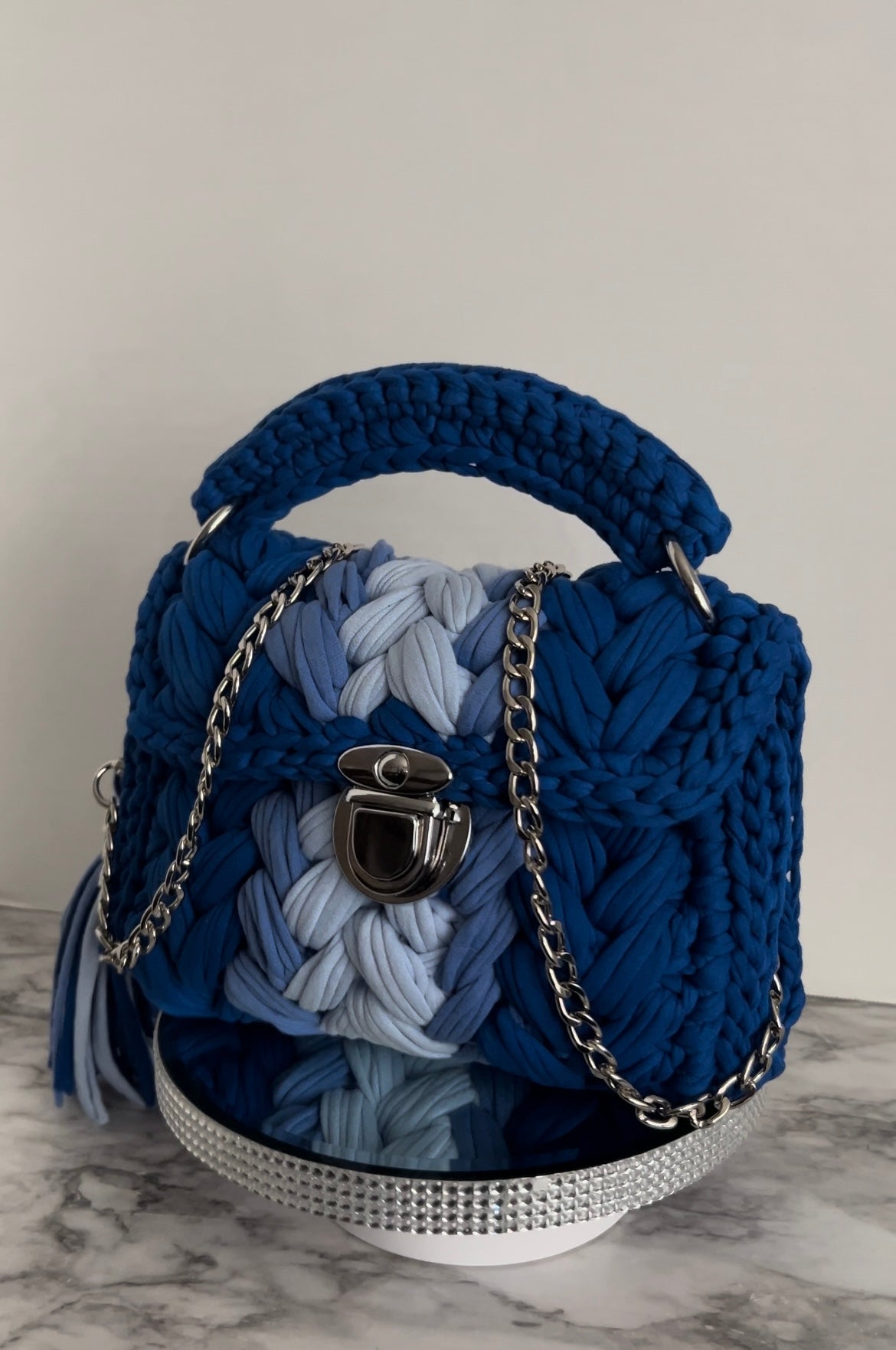 Crochet handbag