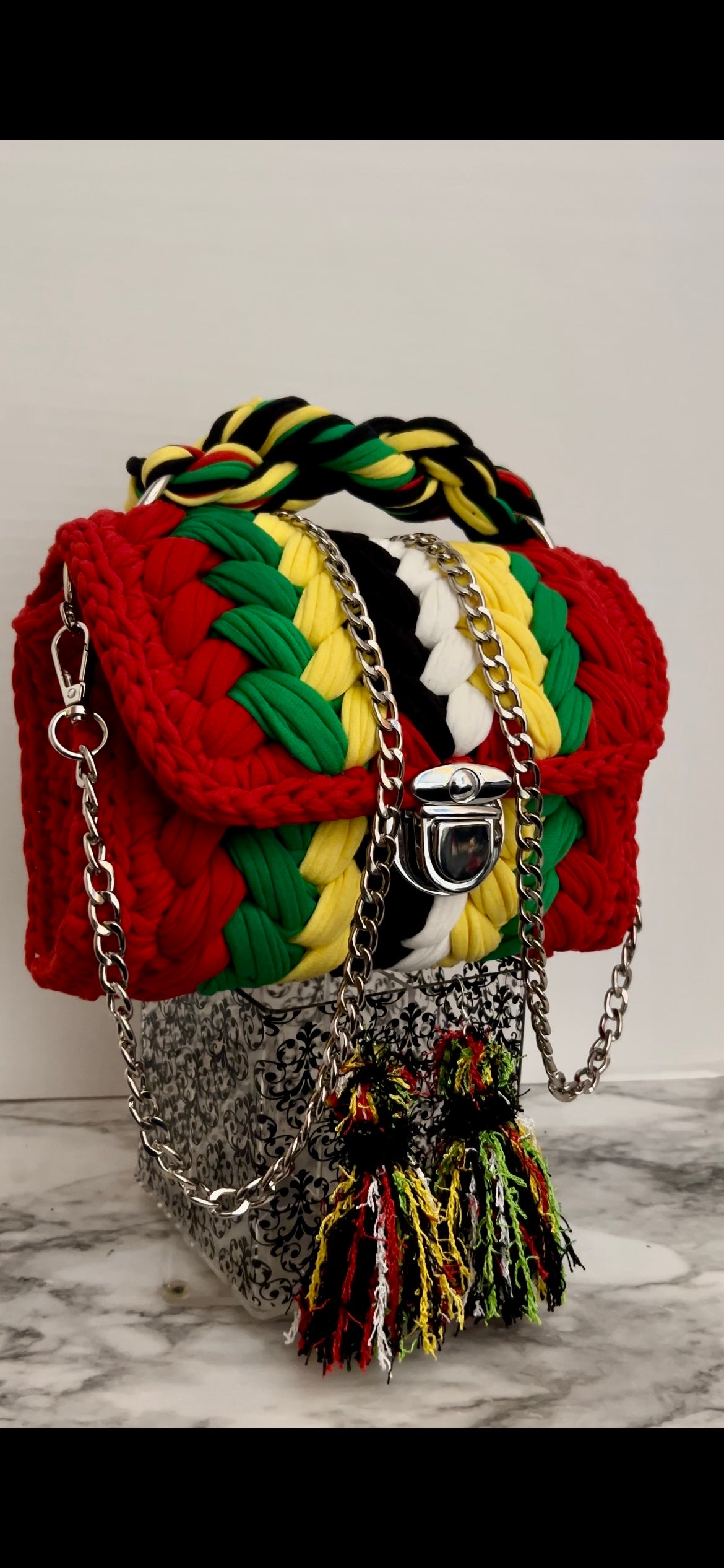 Crochet handbag